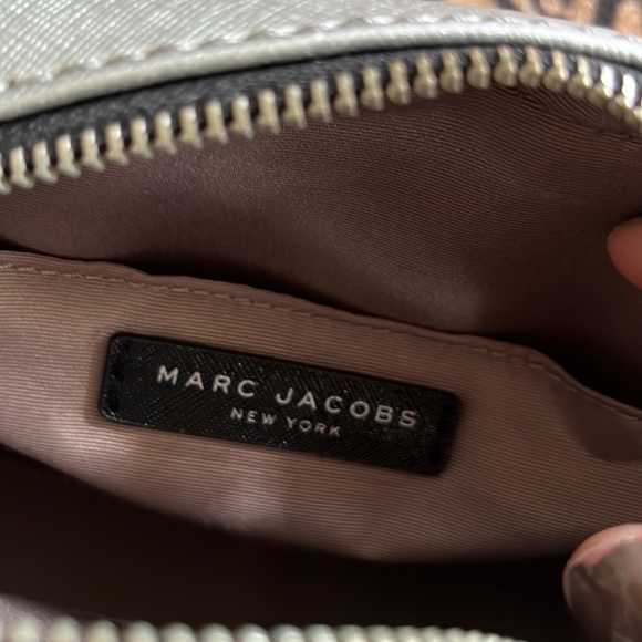 Marc Jacobs cross body bag 🌈 - Picture 5 of 5